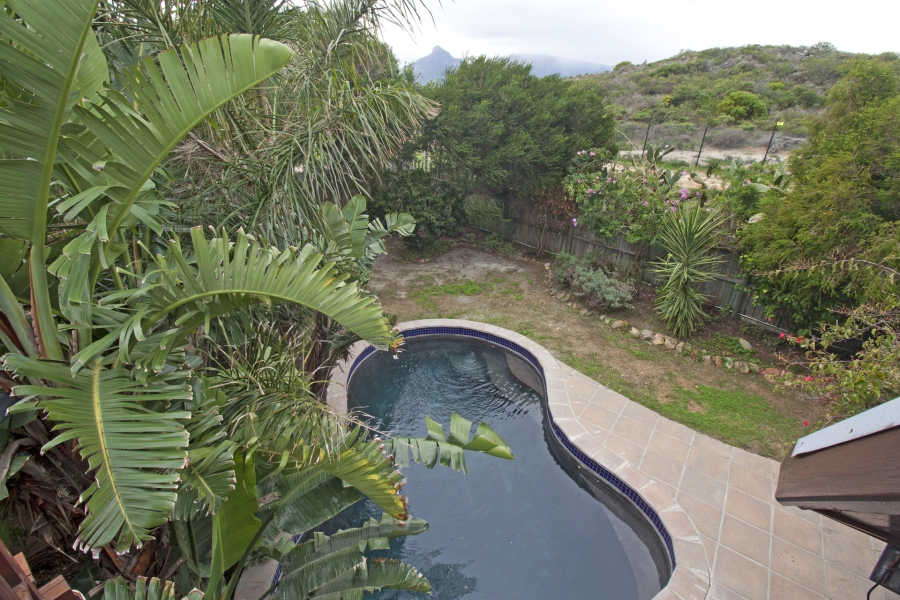 2 Bedroom Property for Sale in Kommetjie Western Cape